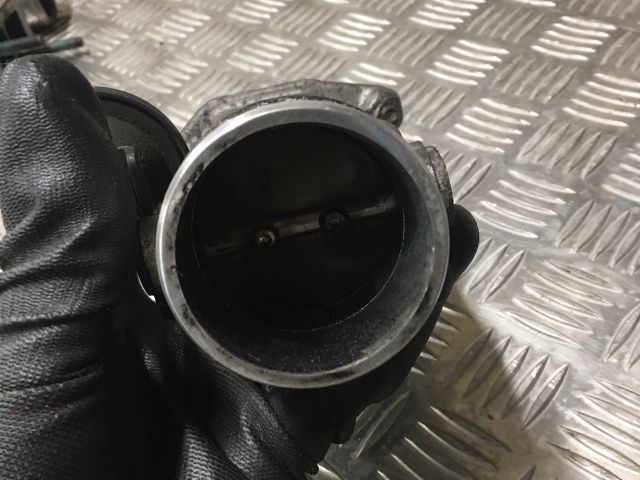 bontott AUDI A6 C5 Fojtószelep (Mechanikus)