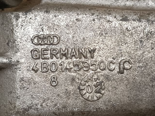 bontott AUDI A6 C5 Fojtószelep (Mechanikus)