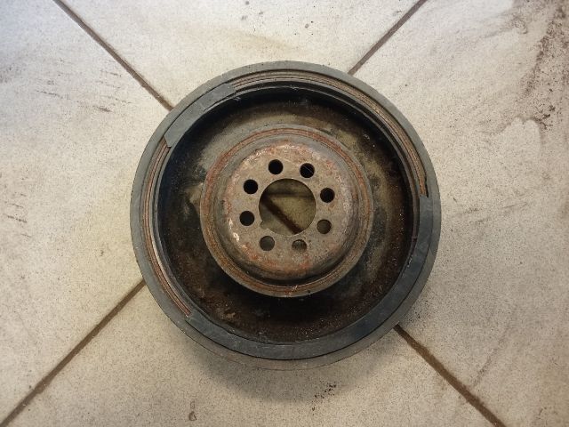 bontott AUDI A6 C5 Főtengely Szíjtárcsa