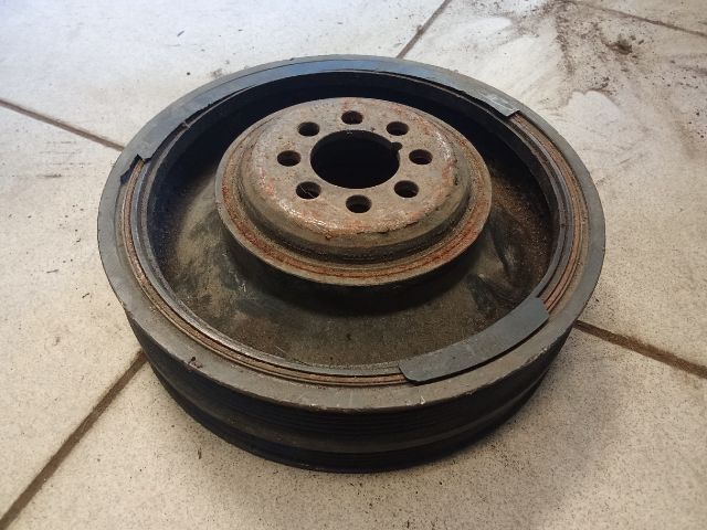 bontott AUDI A6 C5 Főtengely Szíjtárcsa