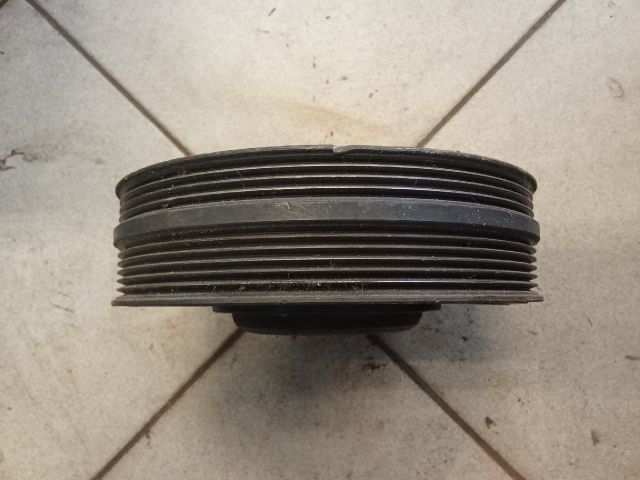 bontott AUDI A6 C5 Főtengely Szíjtárcsa