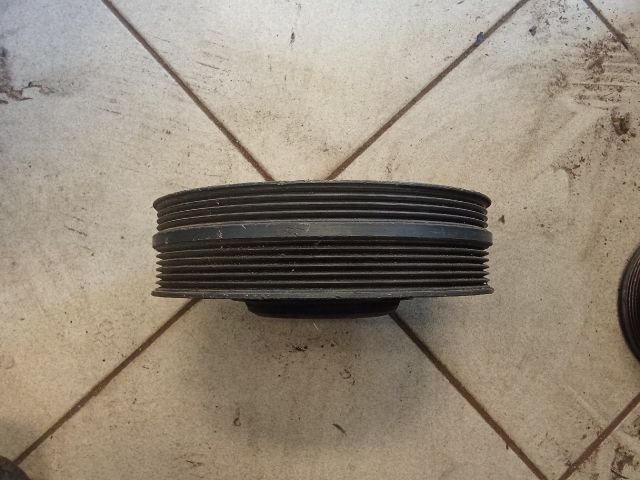 bontott AUDI A6 C5 Főtengely Szíjtárcsa