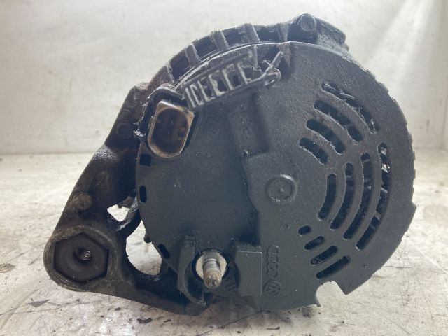 bontott AUDI A6 C5 Generátor