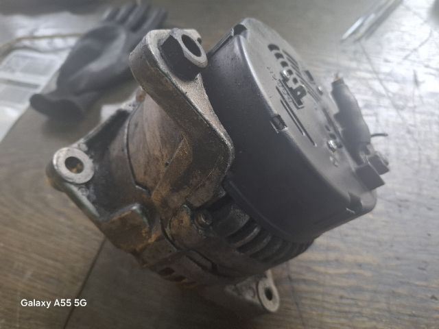 bontott AUDI A6 C5 Generátor