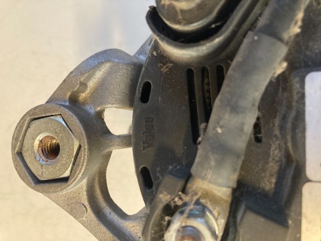 bontott AUDI A6 C5 Generátor