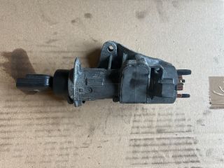 bontott AUDI A6 C5 Gyújtáskapcsoló Házzal
