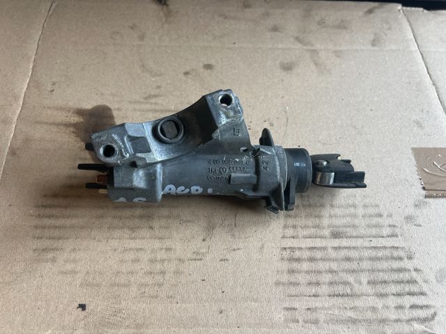 bontott AUDI A6 C5 Gyújtáskapcsoló Házzal