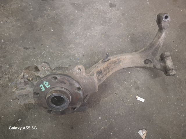 bontott AUDI A6 C5 Jobb első Csonkállvány Kerékaggyal