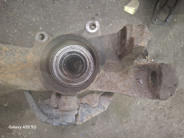 bontott AUDI A6 C5 Jobb első Csonkállvány Kerékaggyal