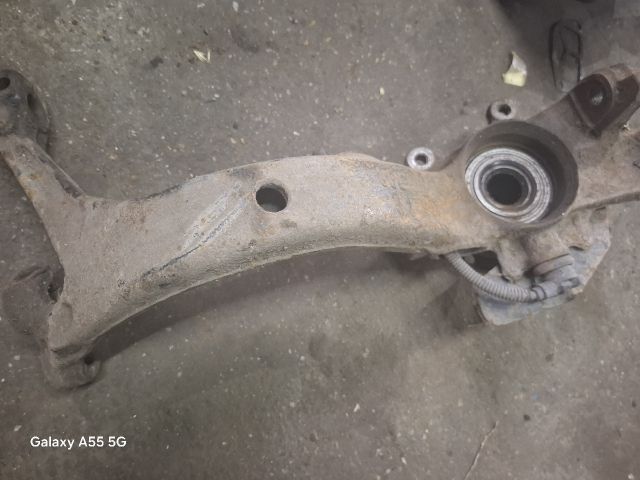 bontott AUDI A6 C5 Jobb első Csonkállvány Kerékaggyal