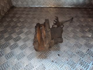 bontott AUDI A6 C5 Jobb első Féknyereg Munkahengerrel