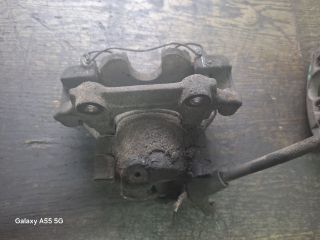 bontott AUDI A6 C5 Jobb első Féknyereg Munkahengerrel