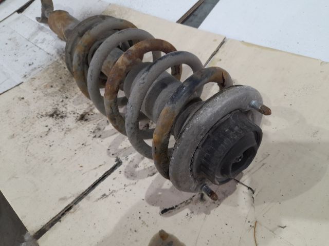 bontott AUDI A6 C5 Jobb első Rugó