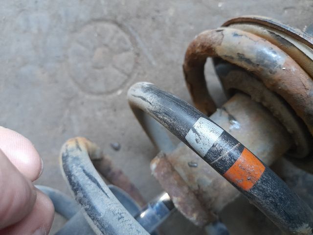 bontott AUDI A6 C5 Jobb első Rugó