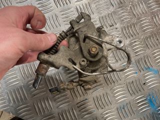 bontott AUDI A6 C5 Jobb hátsó Féknyereg Munkahengerrel