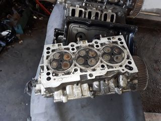 bontott AUDI A6 C5 Jobb Hengerfej (V-Motor/Boxer)