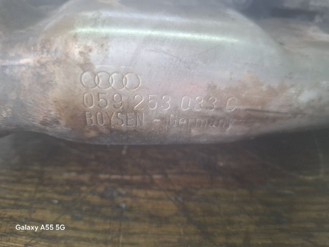 bontott AUDI A6 C5 Jobb Hengerfej (V-Motor/Boxer)