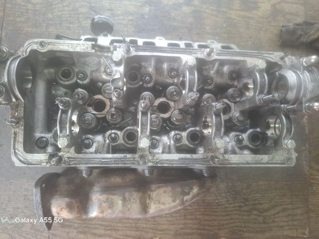 bontott AUDI A6 C5 Jobb Hengerfej (V-Motor/Boxer)