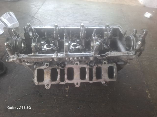 bontott AUDI A6 C5 Jobb Hengerfej (V-Motor/Boxer)
