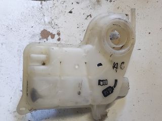bontott AUDI A6 C5 Kiegyenlítő Tartály