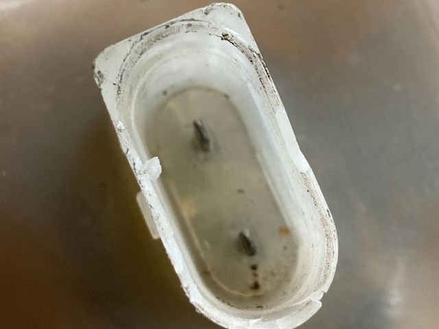 bontott AUDI A6 C5 Kiegyenlítő Tartály