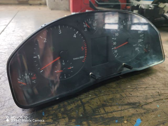 bontott AUDI A6 C5 Kilométeróra