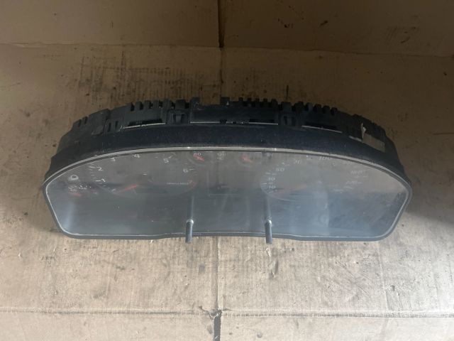 bontott AUDI A6 C5 Kilométeróra