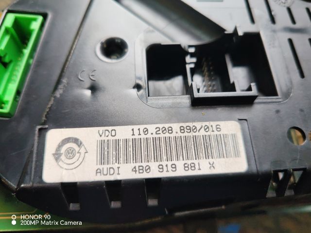 bontott AUDI A6 C5 Kilométeróra