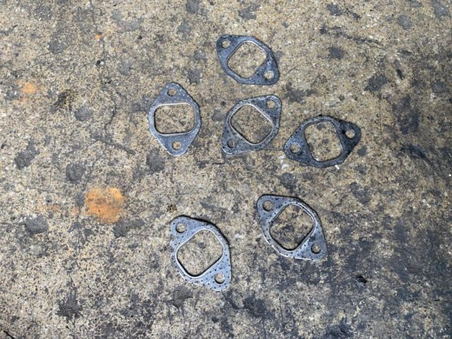 bontott AUDI A6 C5 Kipufogó Leömlő Tömítés