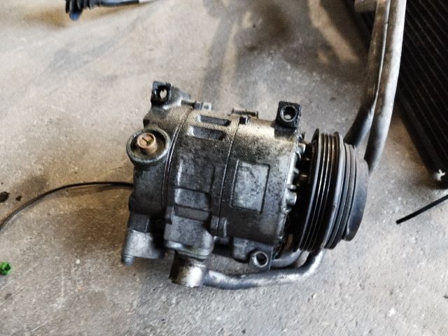 bontott AUDI A6 C5 Klímakompresszor