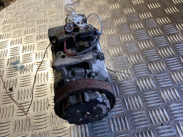 bontott AUDI A6 C5 Klímakompresszor