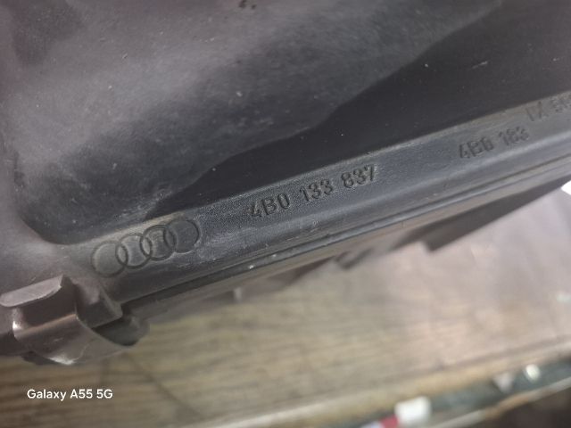 bontott AUDI A6 C5 Légszűrő Ház