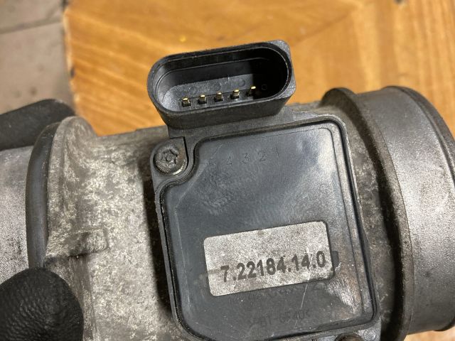 bontott AUDI A6 C5 Légtömegmérő