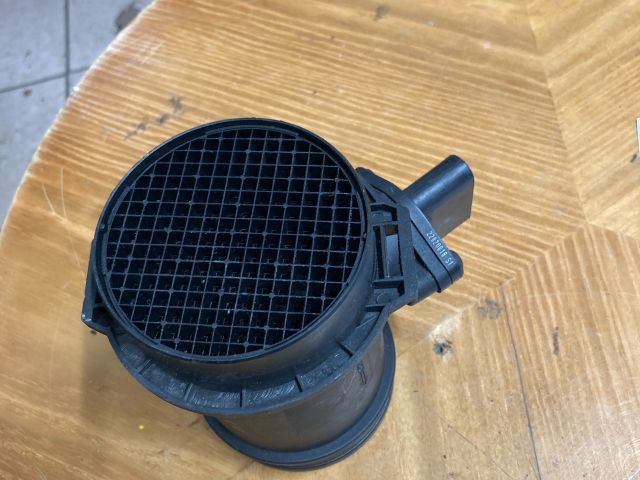 bontott AUDI A6 C5 Légtömegmérő