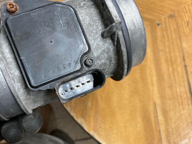 bontott AUDI A6 C5 Légtömegmérő