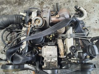 bontott AUDI A6 C5 Motor (Fűzött blokk hengerfejjel)