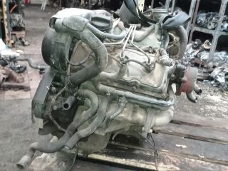 bontott AUDI A6 C5 Motor (Fűzött blokk hengerfejjel)