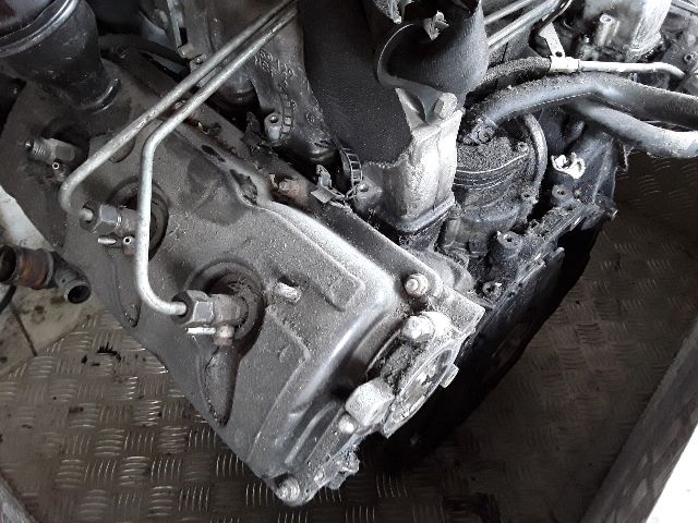 bontott AUDI A6 C5 Motor (Fűzött blokk hengerfejjel)