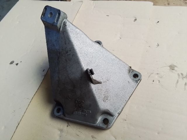 bontott AUDI A6 C5 Motor Tartó Bak (Fém)