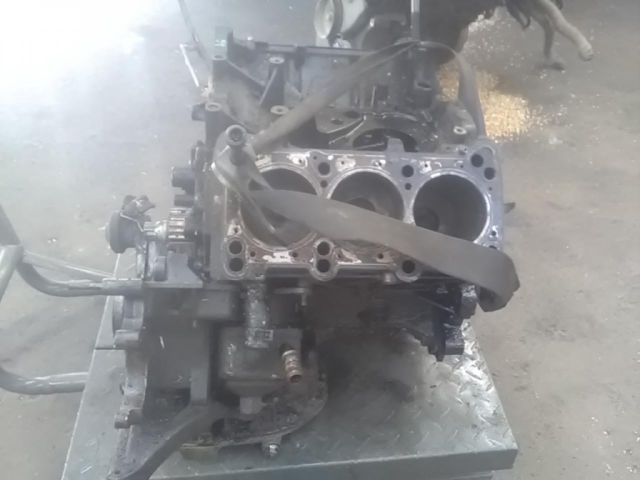 bontott AUDI A6 C5 Motorblokk (Fűzött)