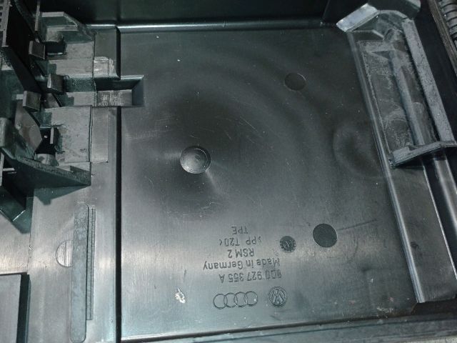 bontott AUDI A6 C5 Motorvezérlő Doboz (Műanyag)