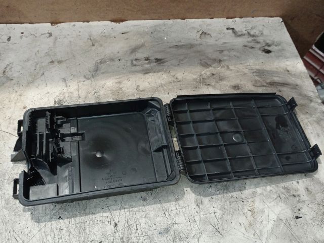 bontott AUDI A6 C5 Motorvezérlő Doboz (Műanyag)