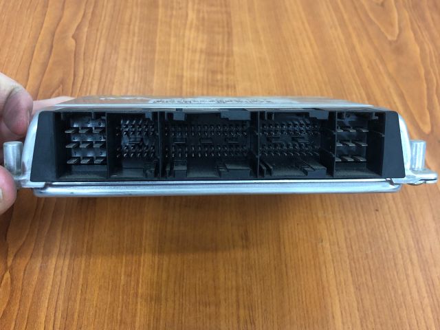 bontott AUDI A6 C5 Motorvezérlő