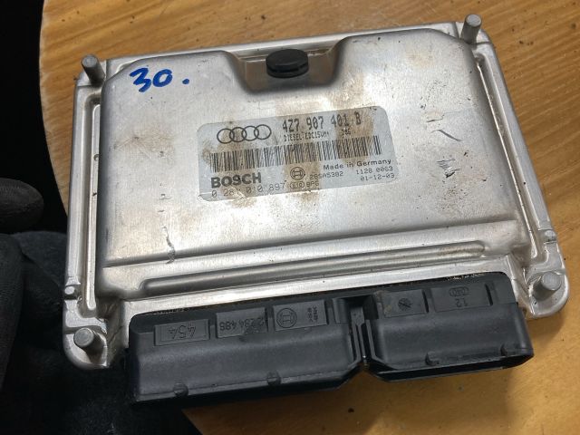 bontott AUDI A6 C5 Motorvezérlő