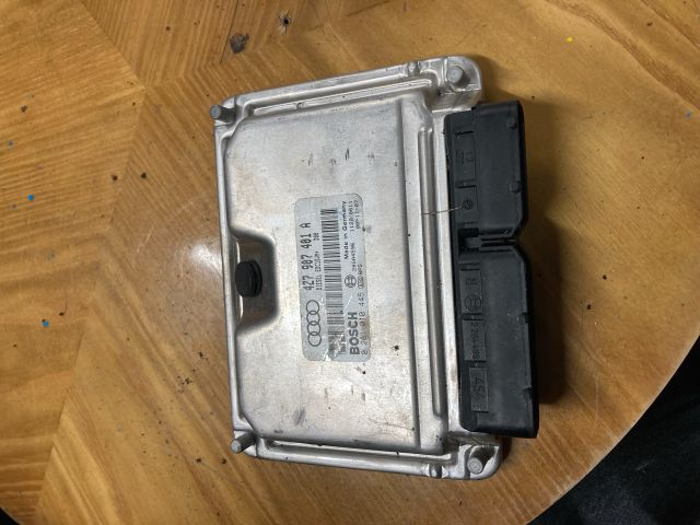 bontott AUDI A6 C5 Motorvezérlő