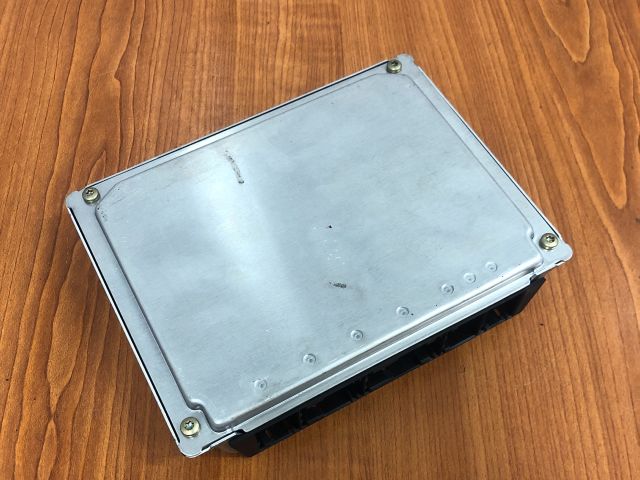 bontott AUDI A6 C5 Motorvezérlő