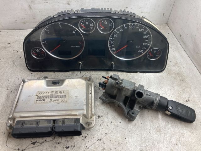 bontott AUDI A6 C5 Motorvezérlő