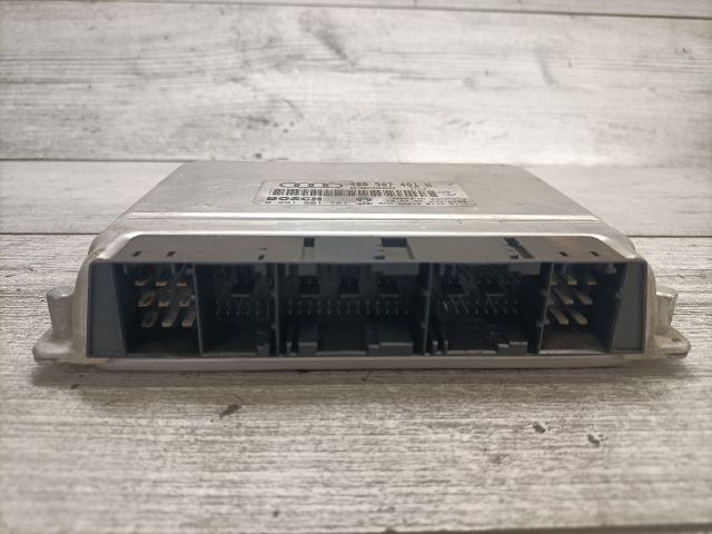 bontott AUDI A6 C5 Motorvezérlő