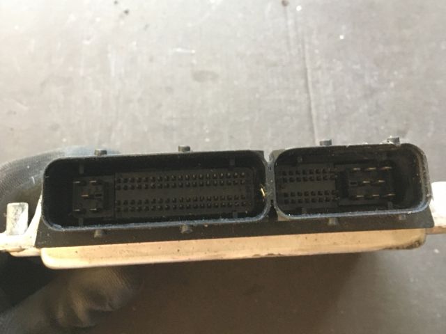 bontott AUDI A6 C5 Motorvezérlő