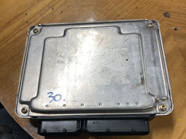 bontott AUDI A6 C5 Motorvezérlő